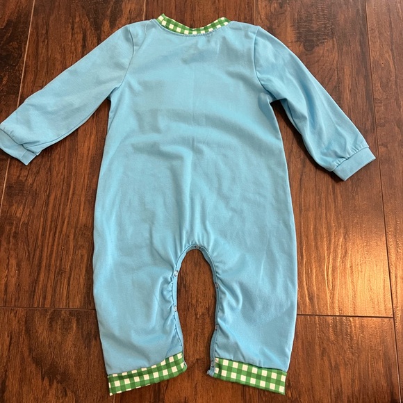 Christmas romper - Picture 2 of 2